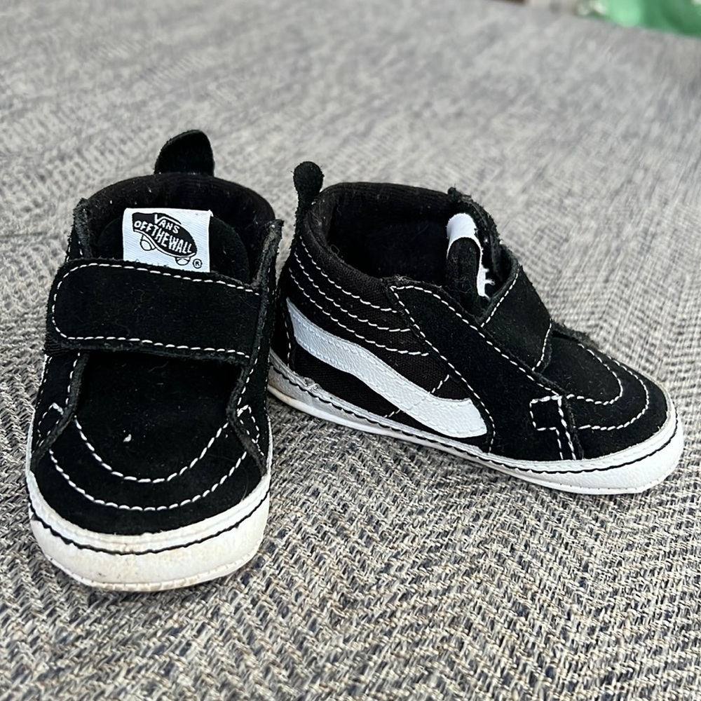 Vans Sk8-Hi Top Velcro sneakers infant/toddler shoes